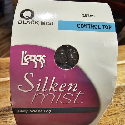 1 Pair Leggs Control Top Panty Hose Silken Mist Size Q Black Mist NEW Unopened